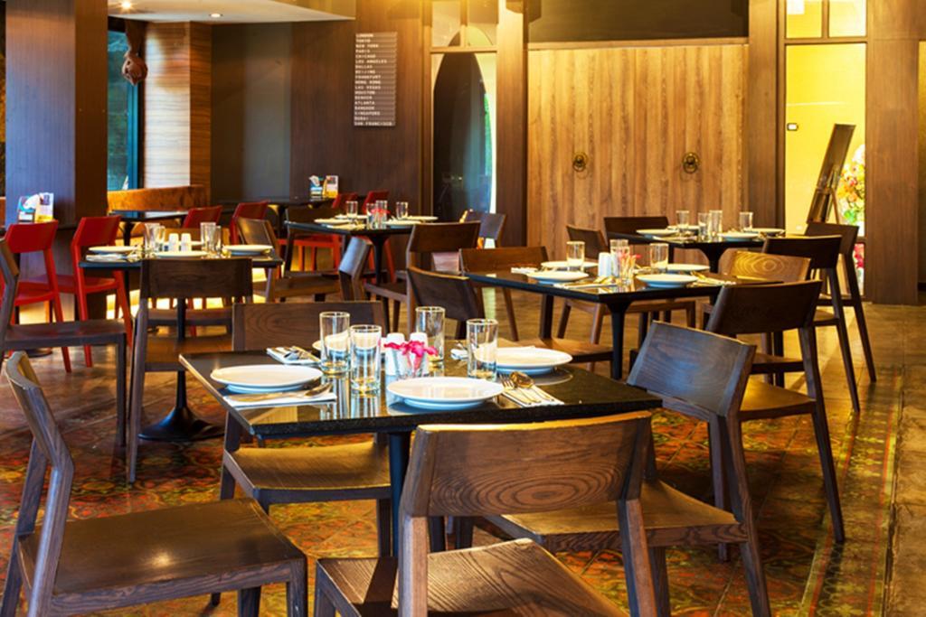 Q Hotel Bangkok Dış mekan fotoğraf