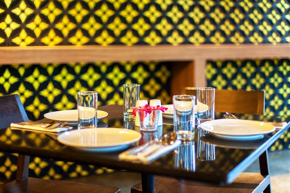 Q Hotel Bangkok Dış mekan fotoğraf