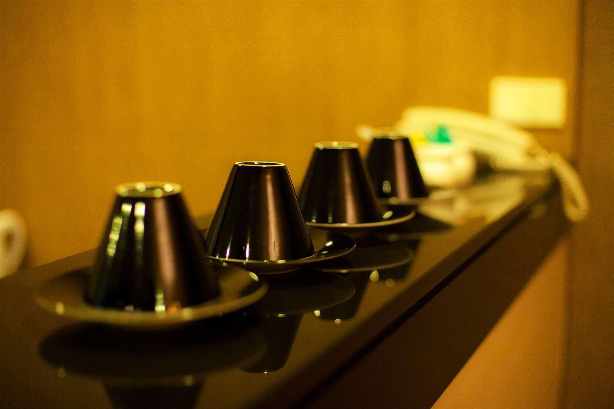 Q Hotel Bangkok Dış mekan fotoğraf